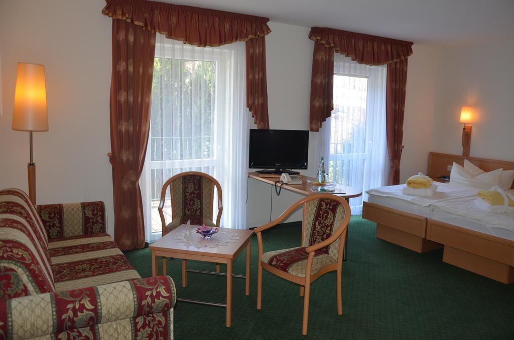 Landhotel Rittersgruen Breitenbrunn  Eksteriør bilde